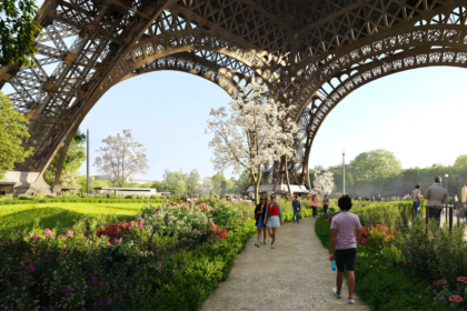 Végétalisation de la Tour Eiffel : le préfet a « encore des interrogations »