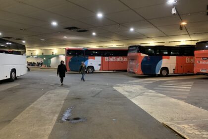 La fermeture de la gare routière de Bercy après les JO met en danger les bus  Macron