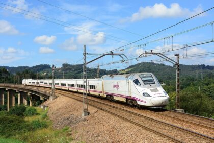 Train : la Renfe confirme son intérêt pour le Paris-Lyon