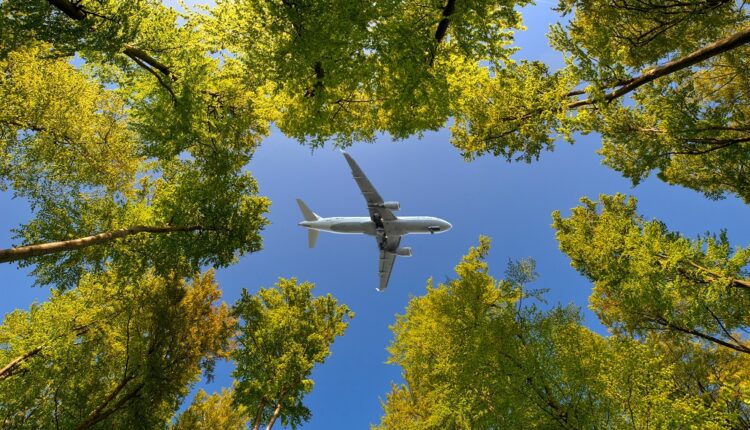 Greenwashing : l’Europe intente une action contre 20 compagnies aériennes